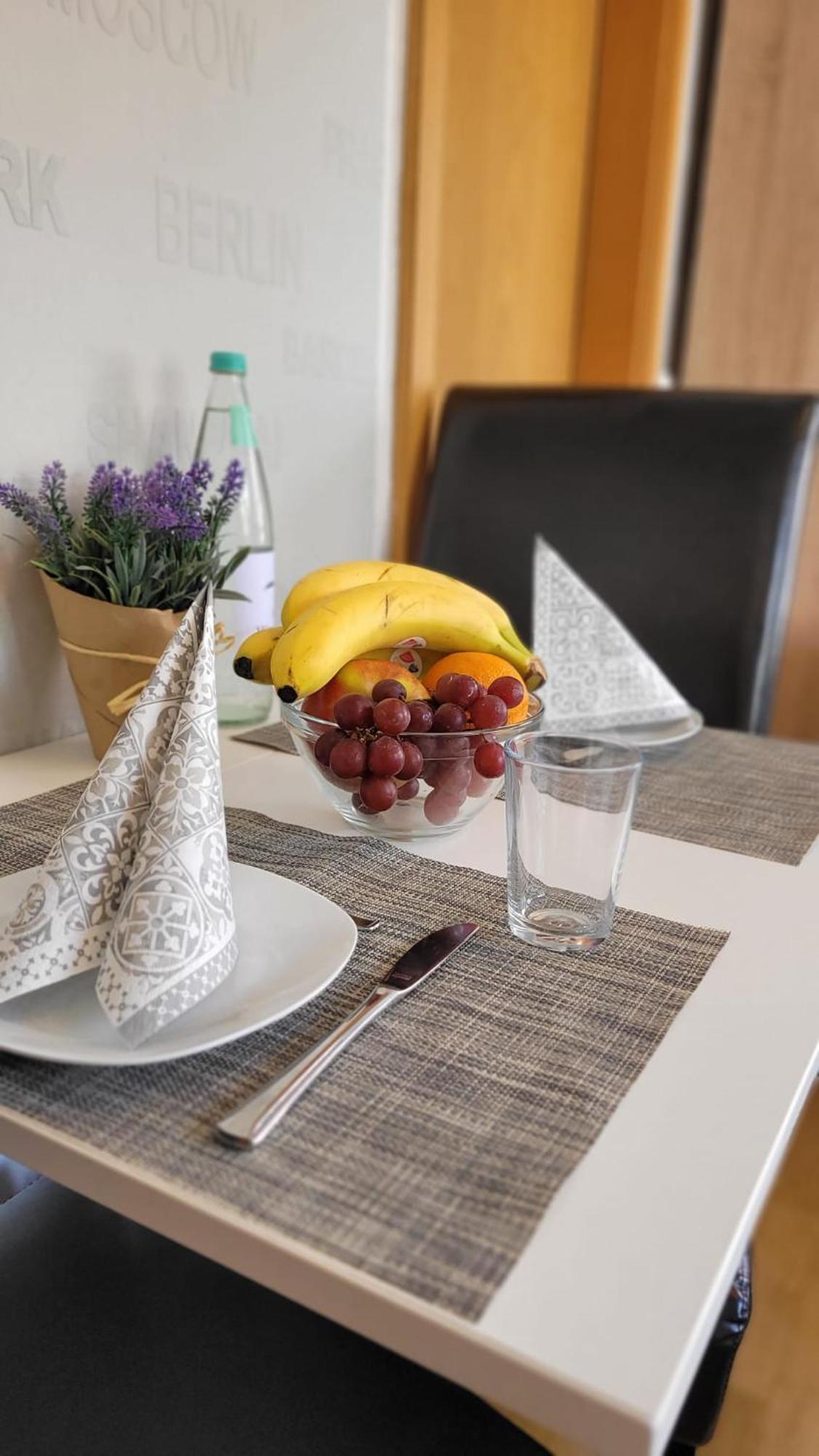 Berlin-Oase - Schnuckelige Ferienwohnung An Der Grenze Zu Berlin 舍讷费尔德 外观 照片