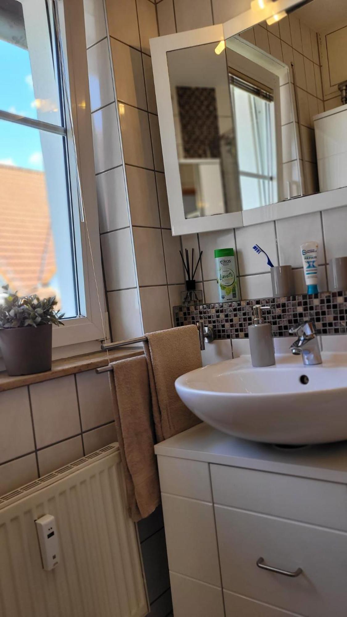 Berlin-Oase - Schnuckelige Ferienwohnung An Der Grenze Zu Berlin 舍讷费尔德 外观 照片